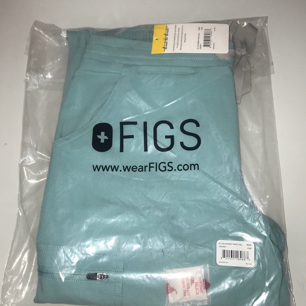 SOLD!!! Figs seaglass yola skinny pant tall sz xxs